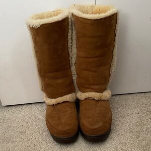 UGG Tan Shearling Winter Boots